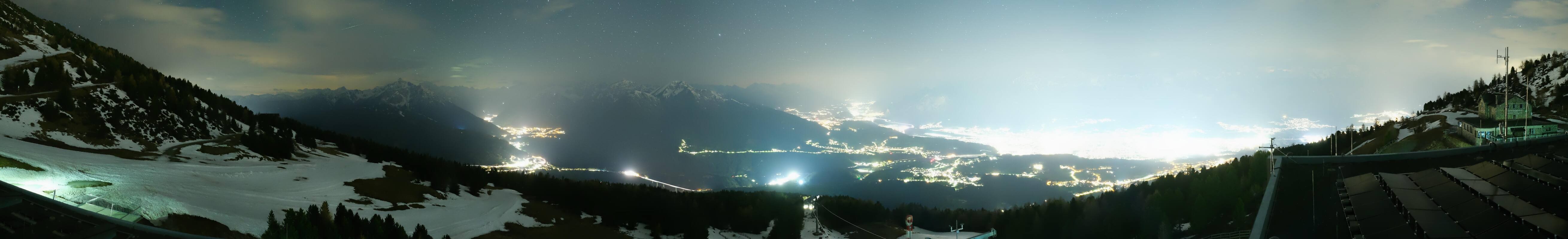 Archiv Foto Webcam Patscherkofel - Blick auf Innsbruck