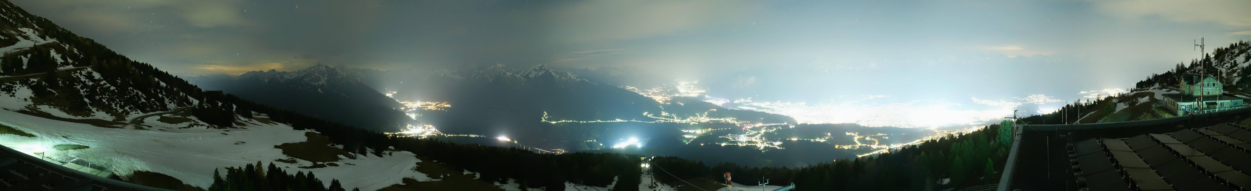 Archiv Foto Webcam Patscherkofel - Blick auf Innsbruck