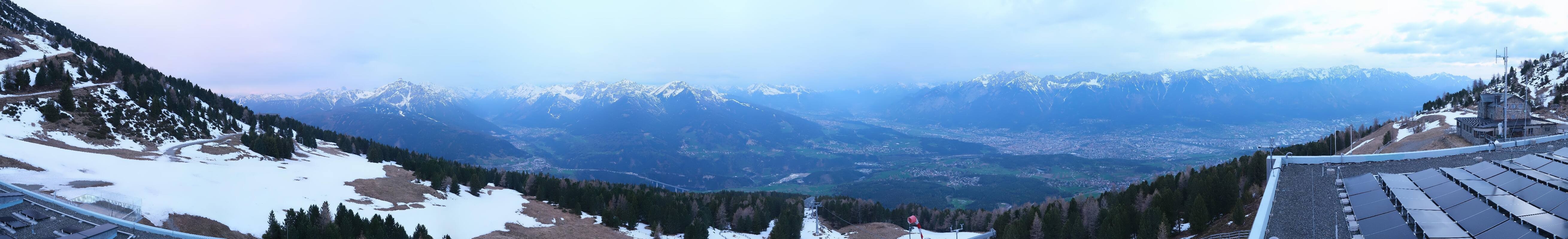 Archiv Foto Webcam Patscherkofel - Blick auf Innsbruck
