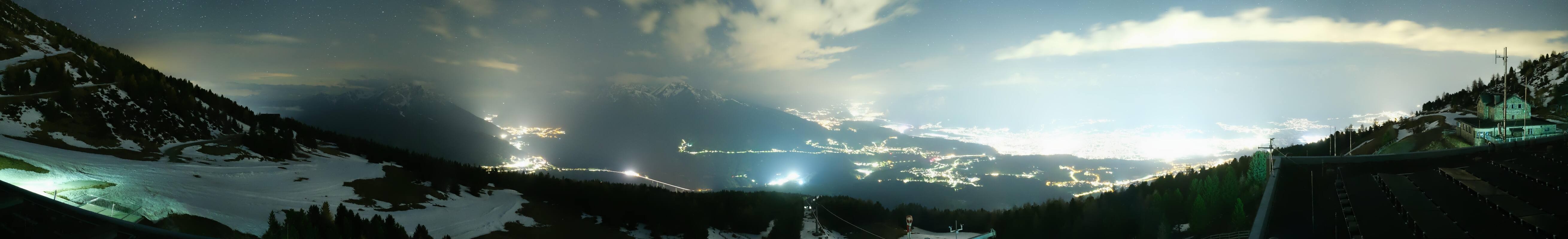 Archiv Foto Webcam Patscherkofel - Blick auf Innsbruck