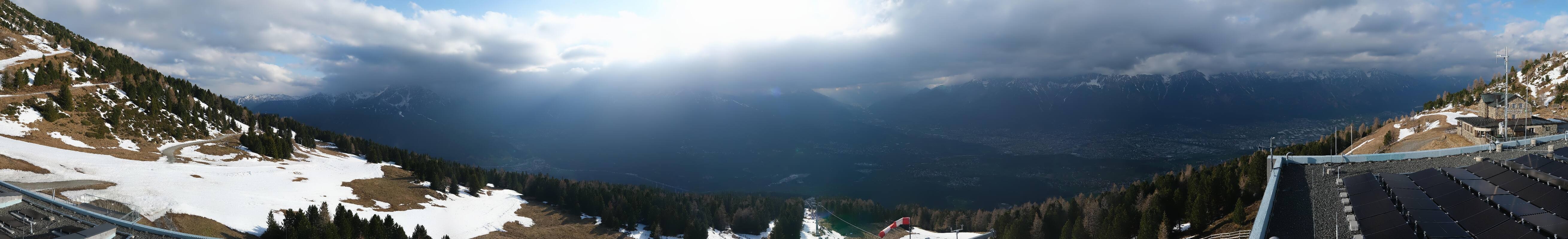 Archiv Foto Webcam Patscherkofel - Blick auf Innsbruck