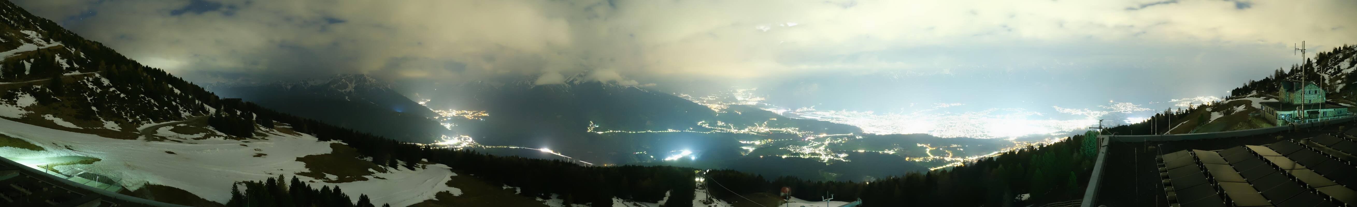Archiv Foto Webcam Patscherkofel - Blick auf Innsbruck