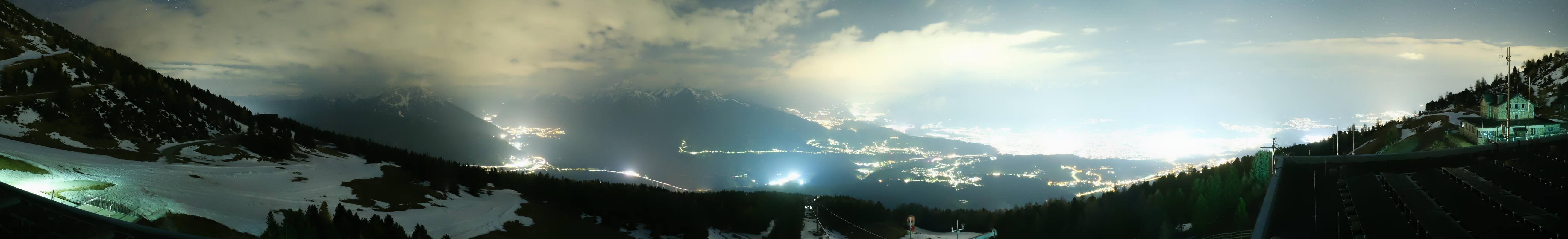 Archiv Foto Webcam Patscherkofel - Blick auf Innsbruck