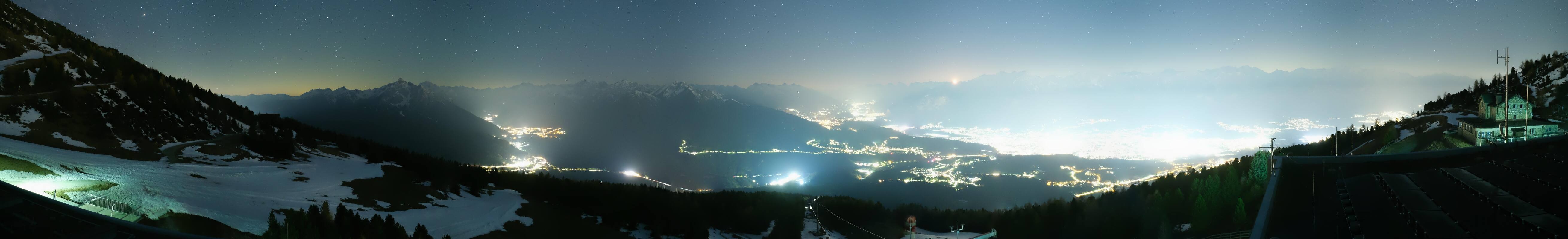 Archiv Foto Webcam Patscherkofel - Blick auf Innsbruck