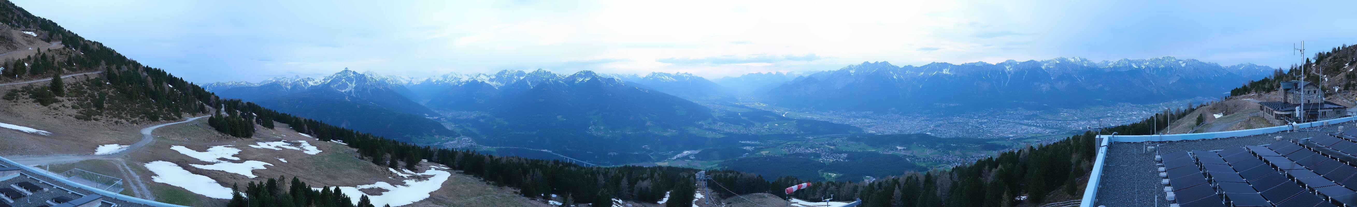 Archiv Foto Webcam Patscherkofel - Blick auf Innsbruck