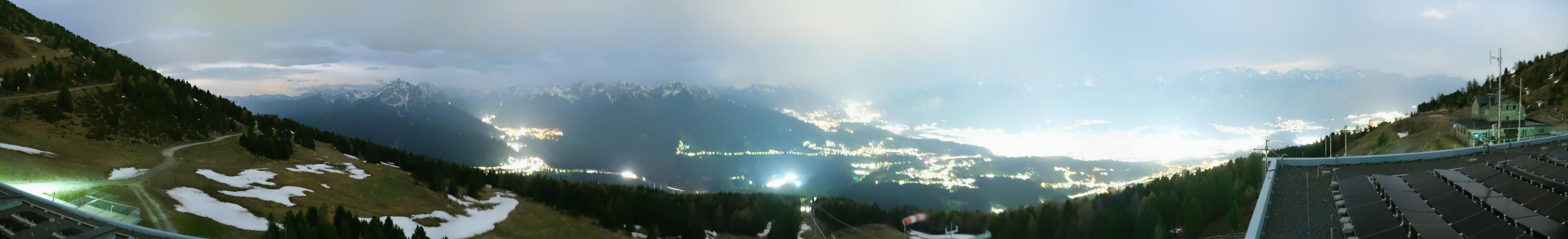 Archiv Foto Webcam Patscherkofel - Blick auf Innsbruck
