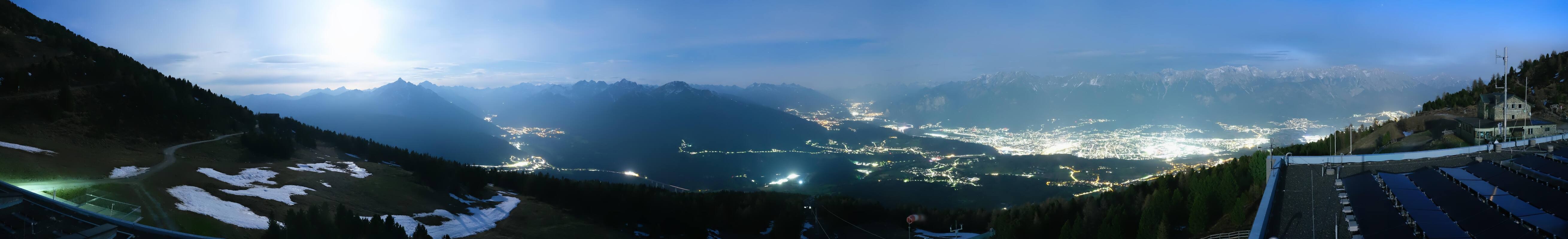 Archiv Foto Webcam Patscherkofel - Blick auf Innsbruck