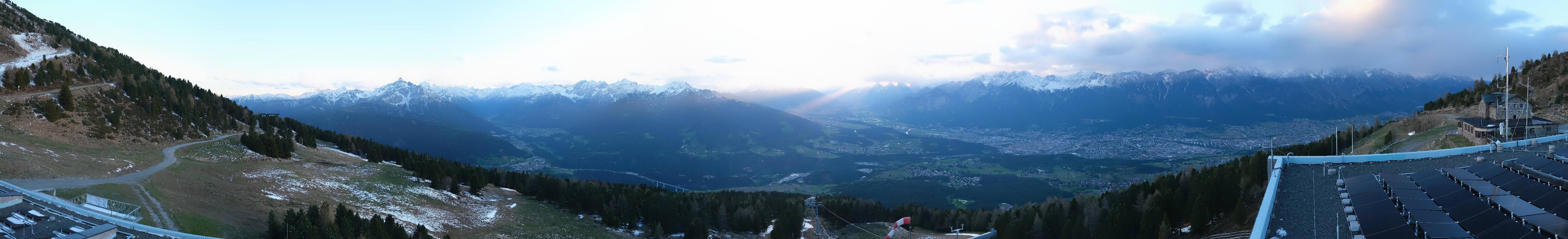 Archiv Foto Webcam Patscherkofel - Blick auf Innsbruck