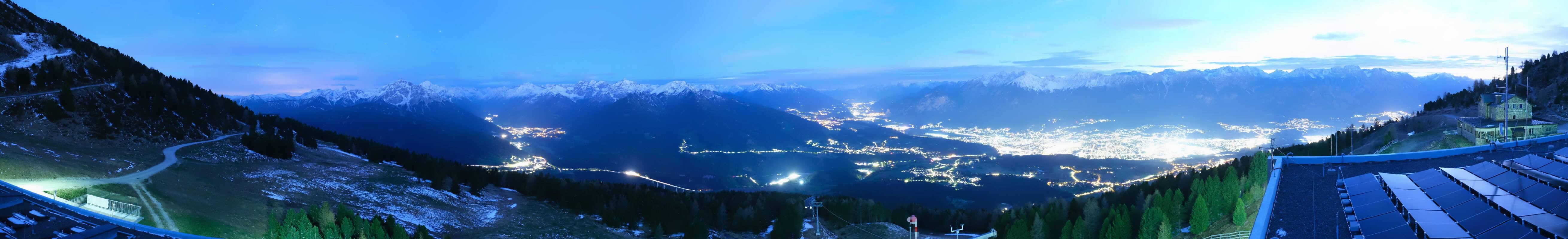Archiv Foto Webcam Patscherkofel - Blick auf Innsbruck