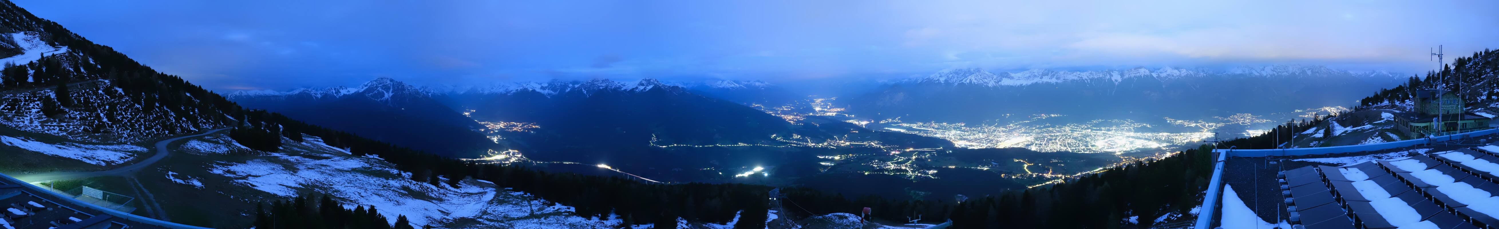 Archiv Foto Webcam Patscherkofel - Blick auf Innsbruck