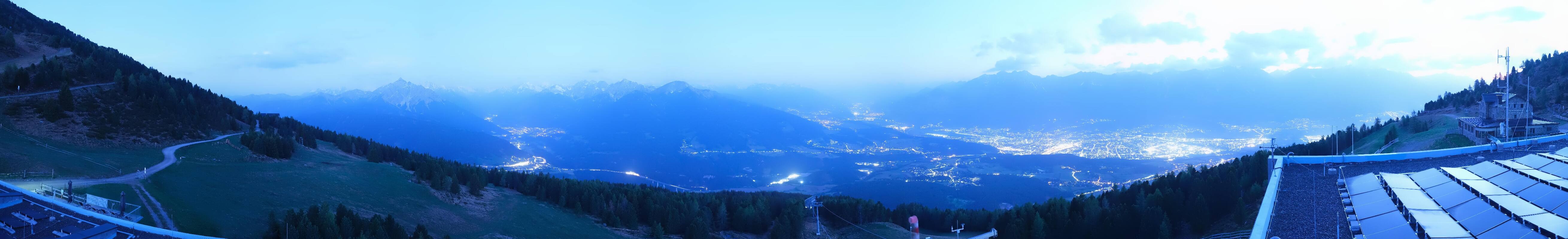 Archiv Foto Webcam Patscherkofel - Blick auf Innsbruck