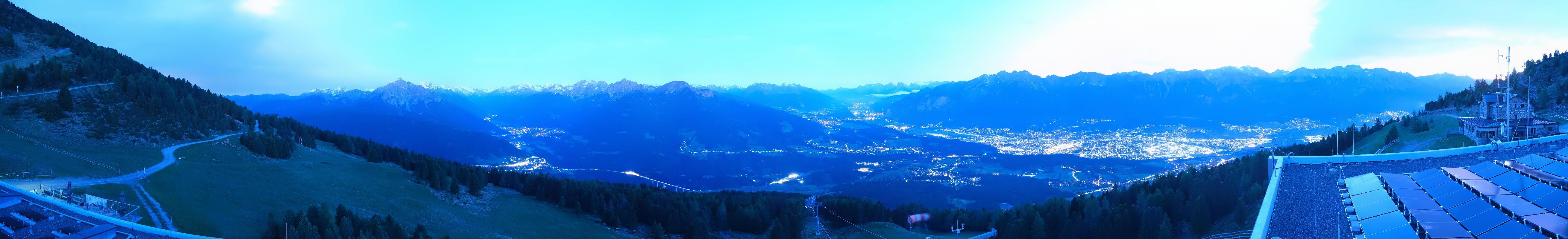 Archiv Foto Webcam Patscherkofel - Blick auf Innsbruck