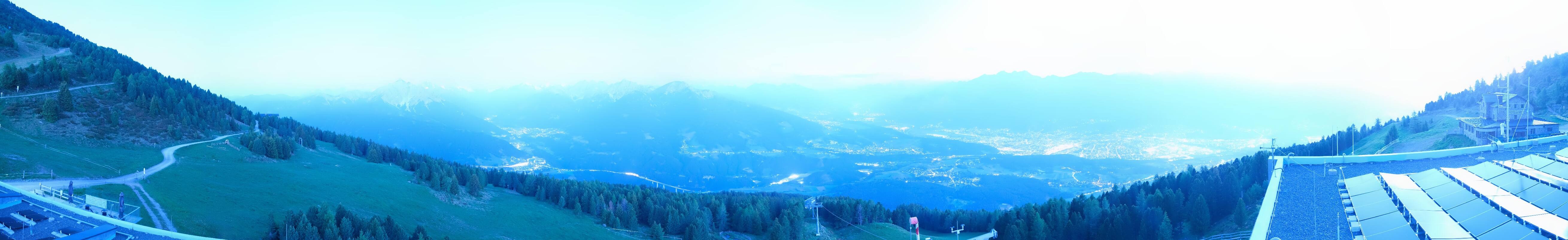Archiv Foto Webcam Patscherkofel - Blick auf Innsbruck