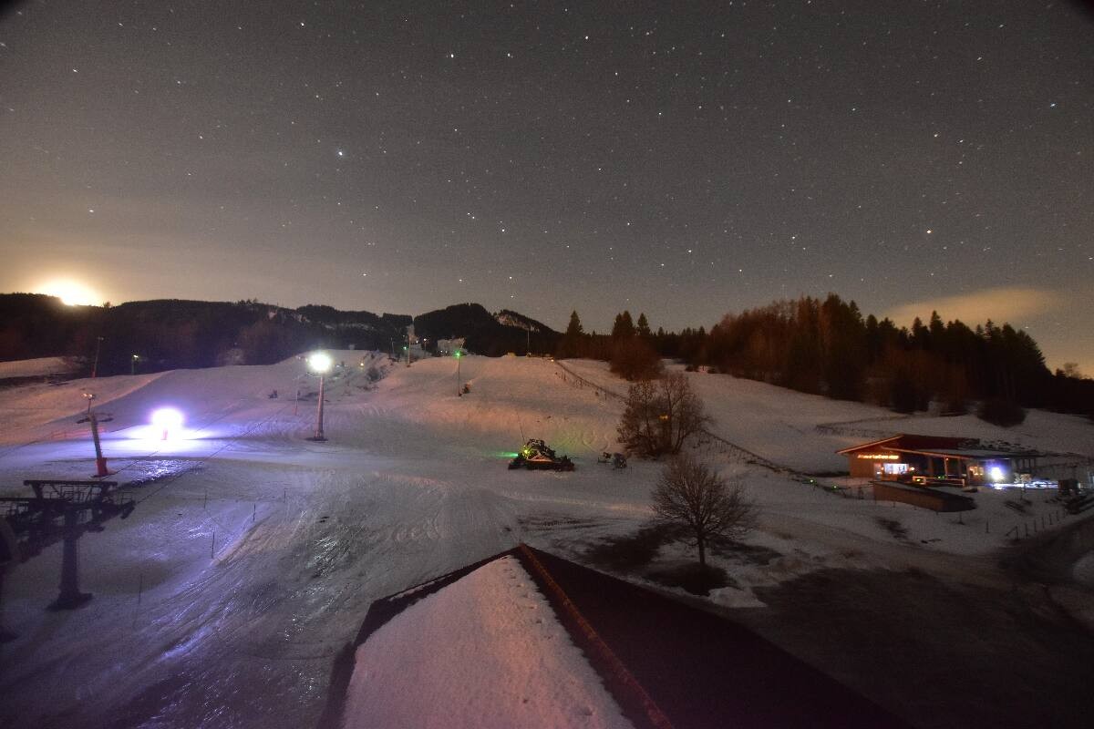 Archived image Webcam Nesselwang - Alpspitzbahn Base Station