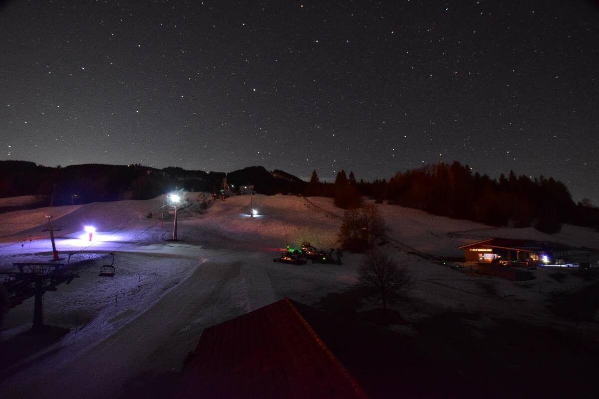 Archived image Webcam Nesselwang - Alpspitzbahn Base Station