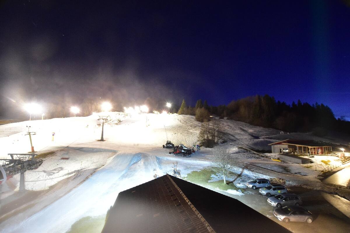 Archived image Webcam Nesselwang - Alpspitzbahn Base Station