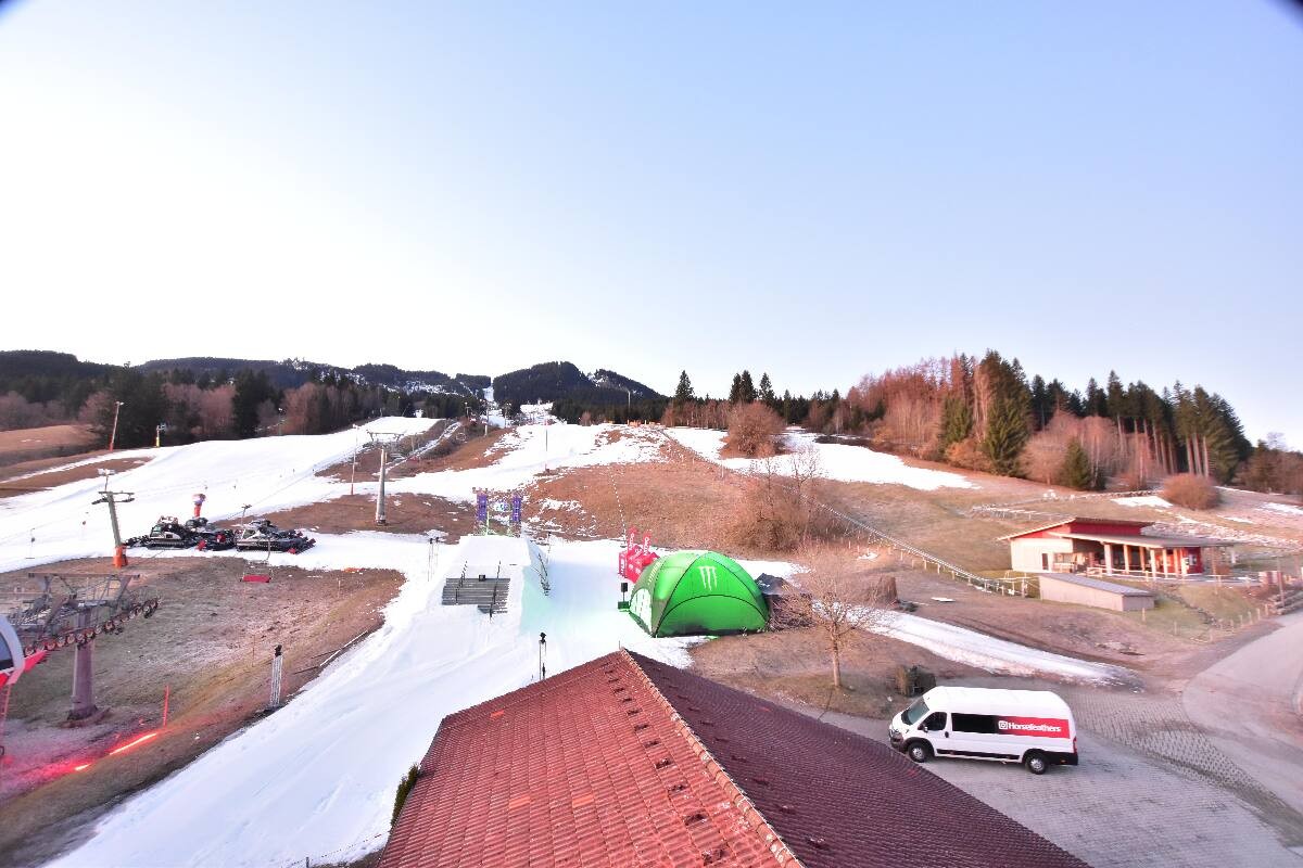 Archiv Foto Webcam Nesselwang - Talstation Alpspitzbahn