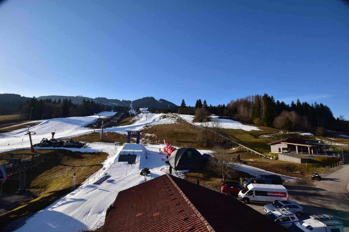 Archiv Foto Webcam Nesselwang - Talstation Alpspitzbahn