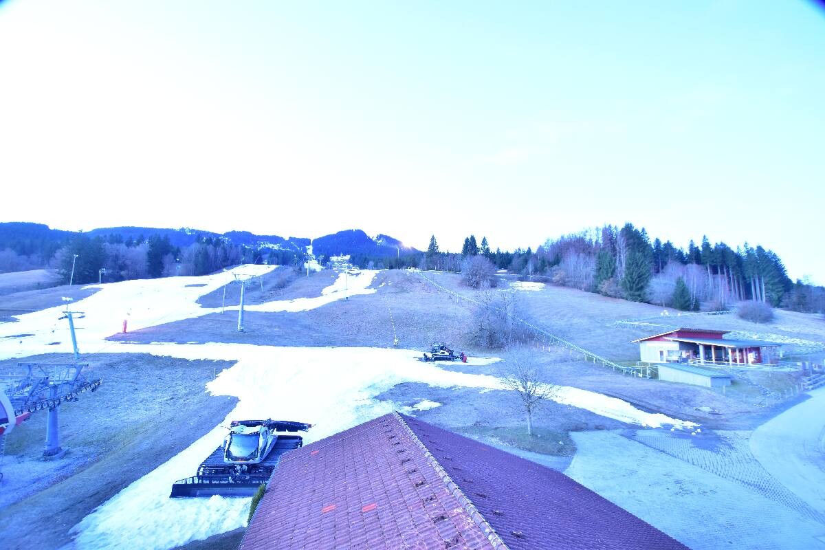 Archived image Webcam Nesselwang - Alpspitzbahn Base Station