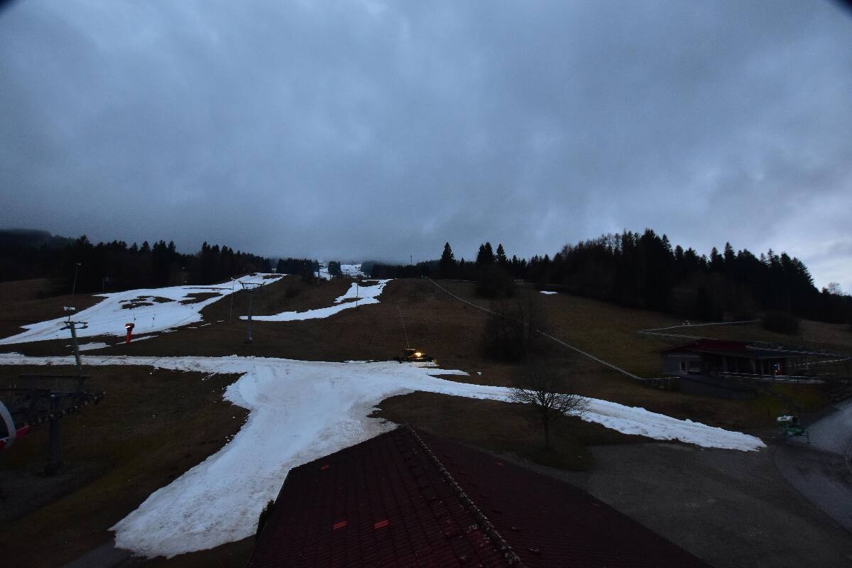 Archived image Webcam Nesselwang - Alpspitzbahn Base Station