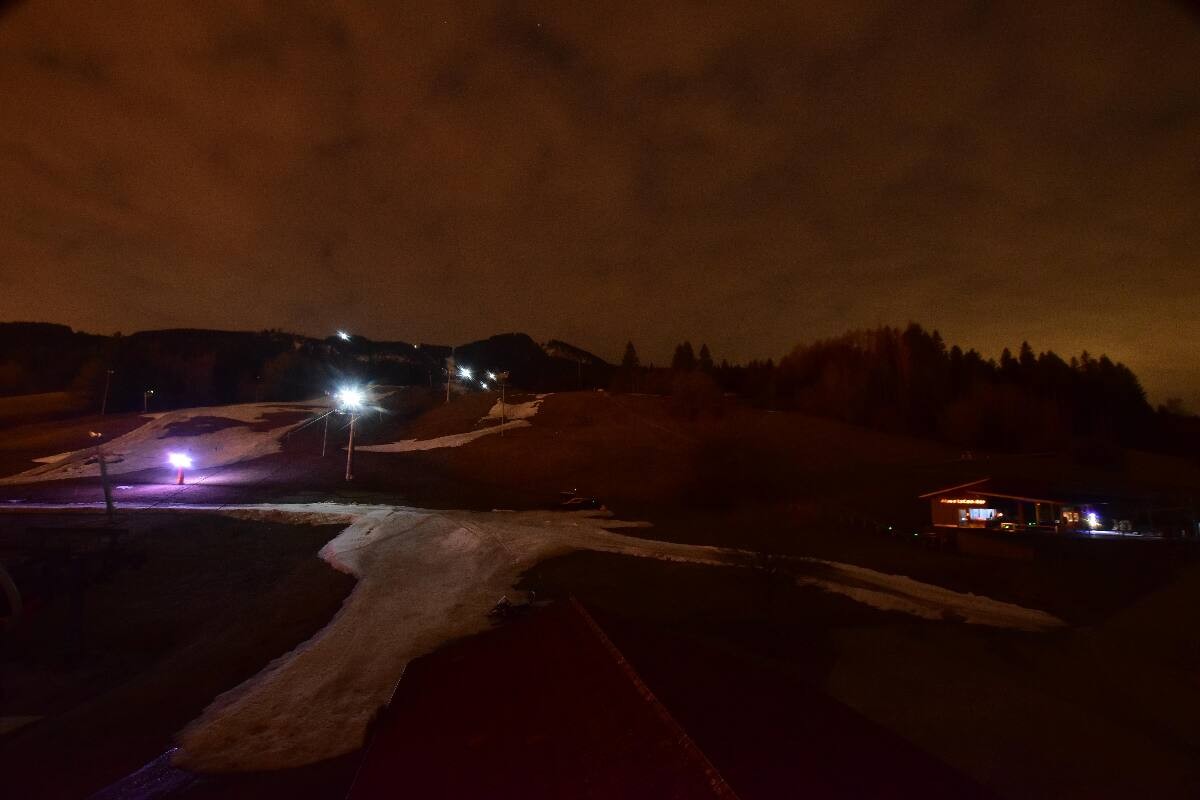 Archived image Webcam Nesselwang - Alpspitzbahn Base Station