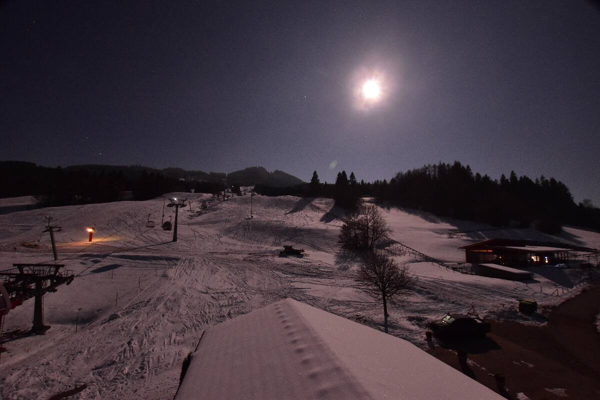 Archiv Foto Webcam Nesselwang - Talstation Alpspitzbahn