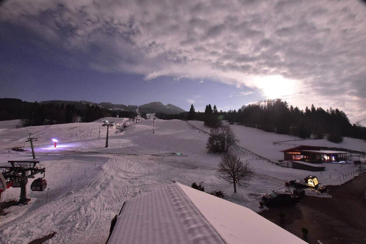 Archiv Foto Webcam Nesselwang - Talstation Alpspitzbahn