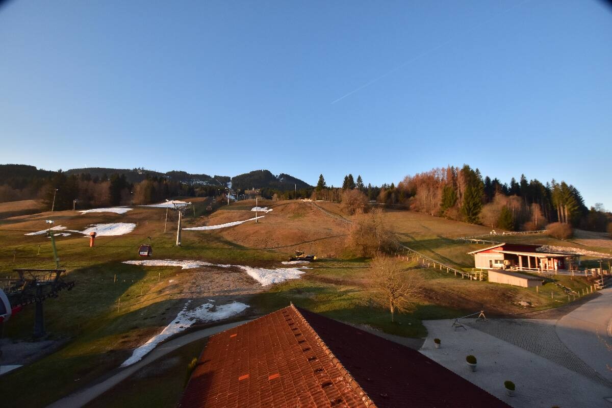 Archiv Foto Webcam Nesselwang - Talstation Alpspitzbahn