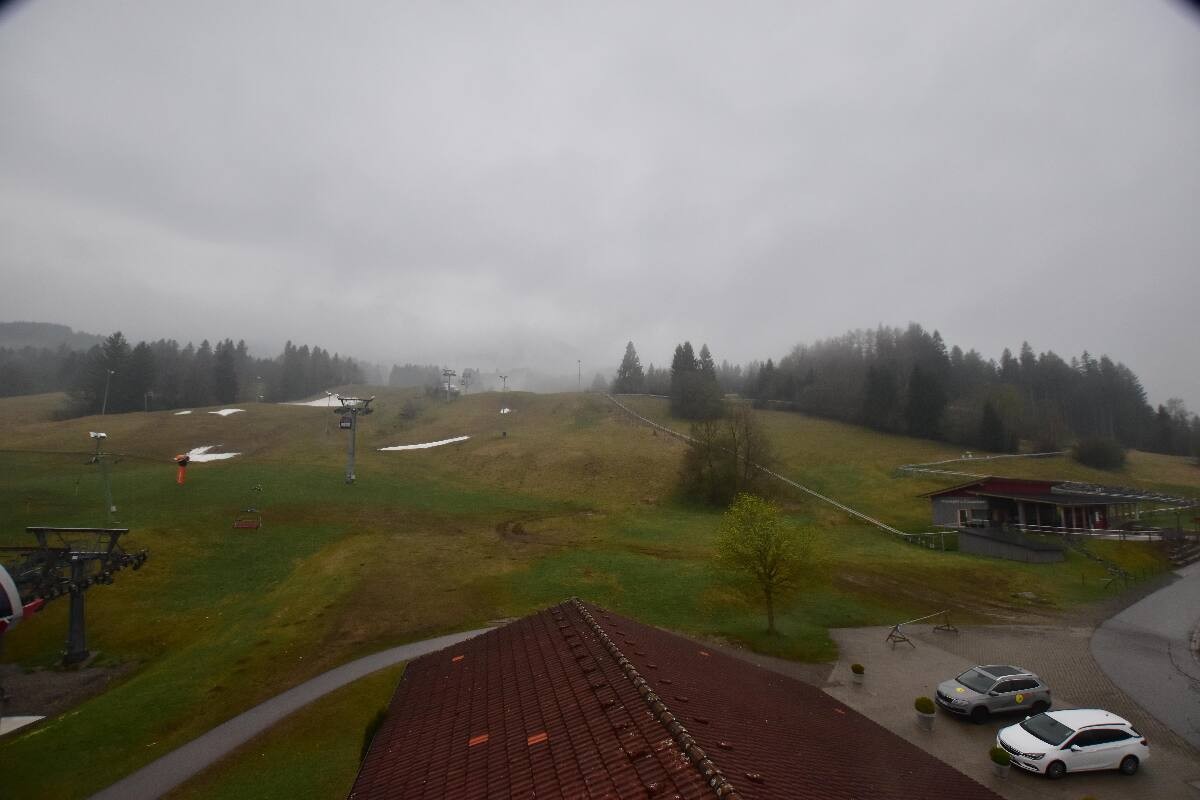 Archived image Webcam Nesselwang - Alpspitzbahn Base Station