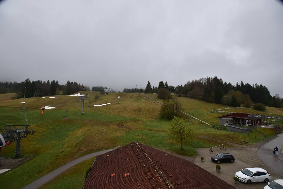 Archived image Webcam Nesselwang - Alpspitzbahn Base Station