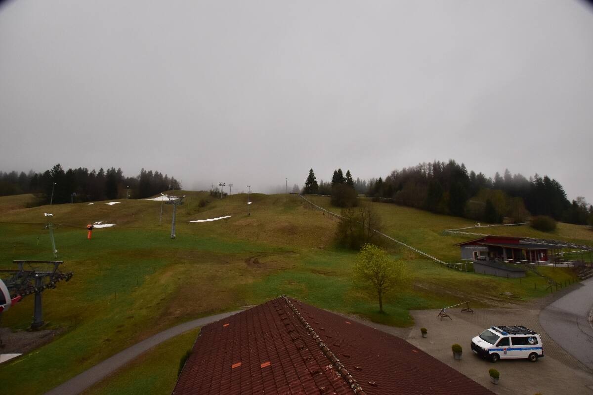 Archived image Webcam Nesselwang - Alpspitzbahn Base Station