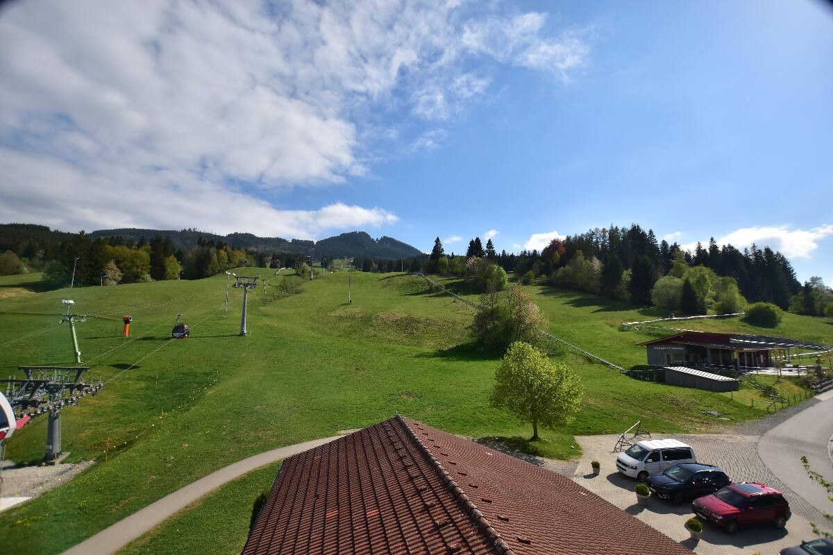 Archiv Foto Webcam Nesselwang - Talstation Alpspitzbahn