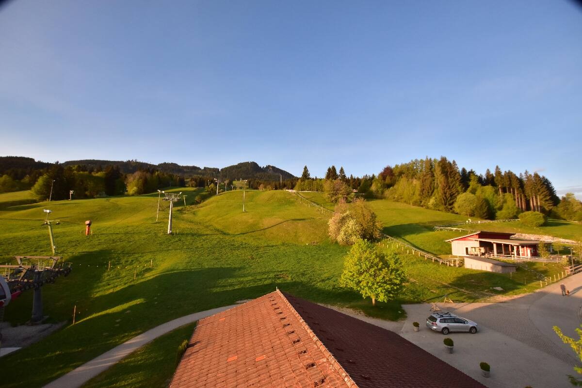 Archiv Foto Webcam Nesselwang - Talstation Alpspitzbahn