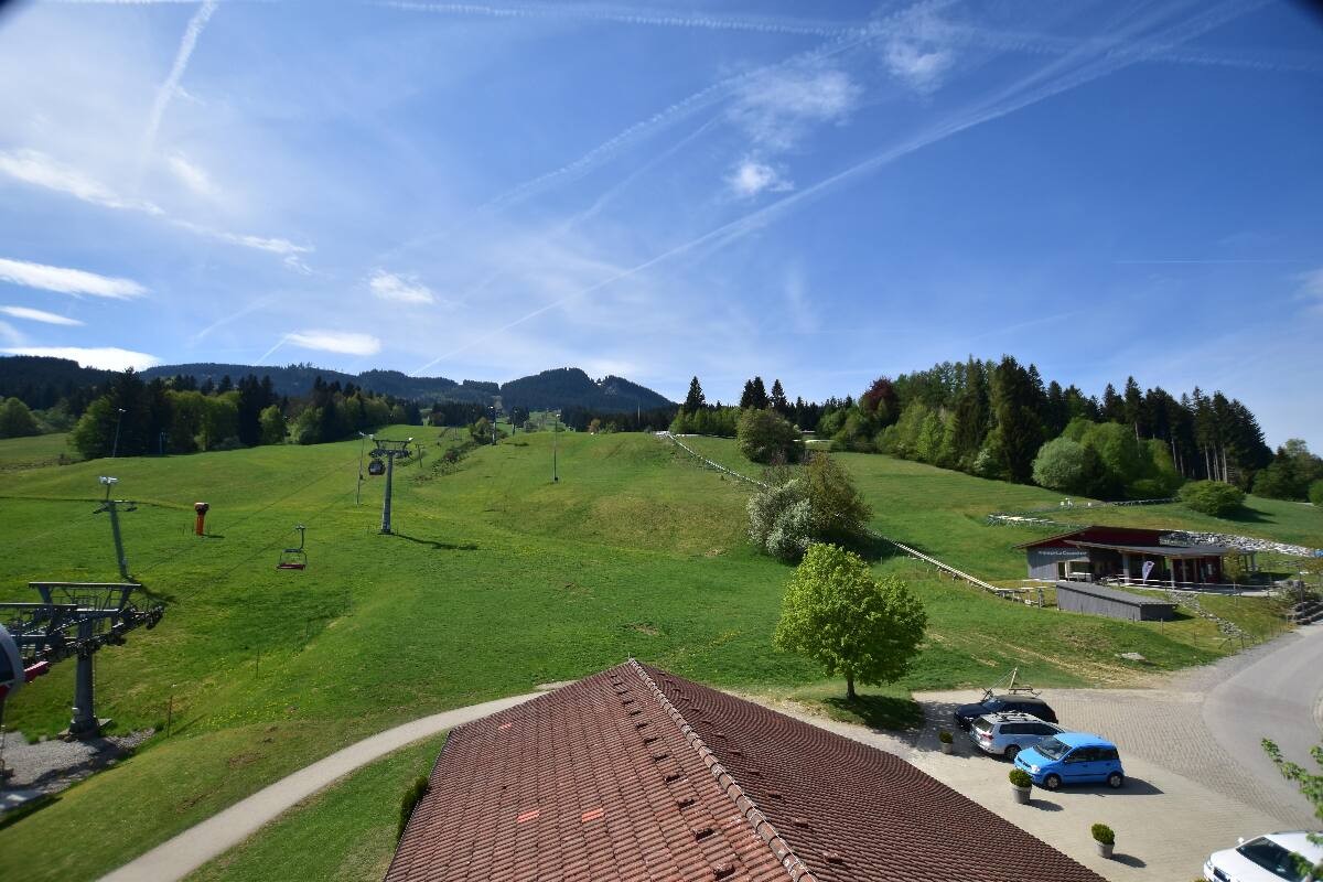 Archiv Foto Webcam Nesselwang - Talstation Alpspitzbahn
