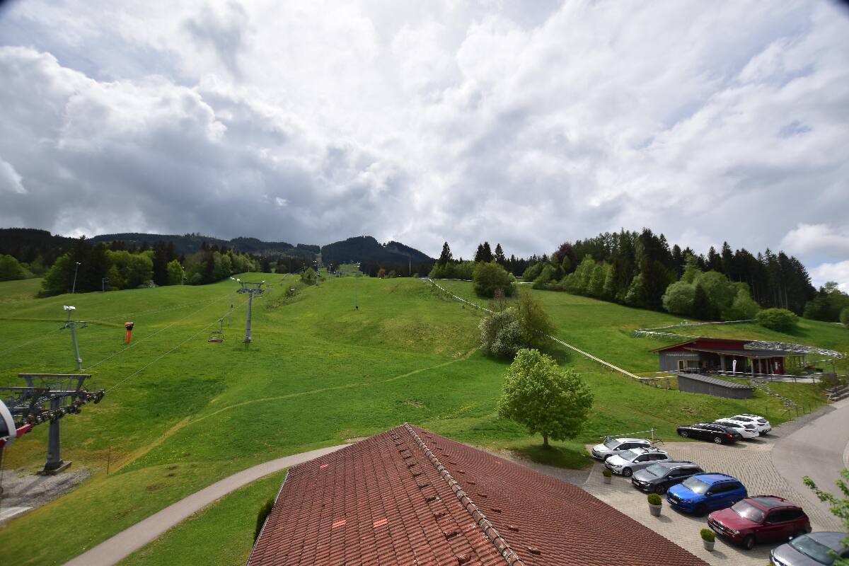 Archiv Foto Webcam Nesselwang - Talstation Alpspitzbahn