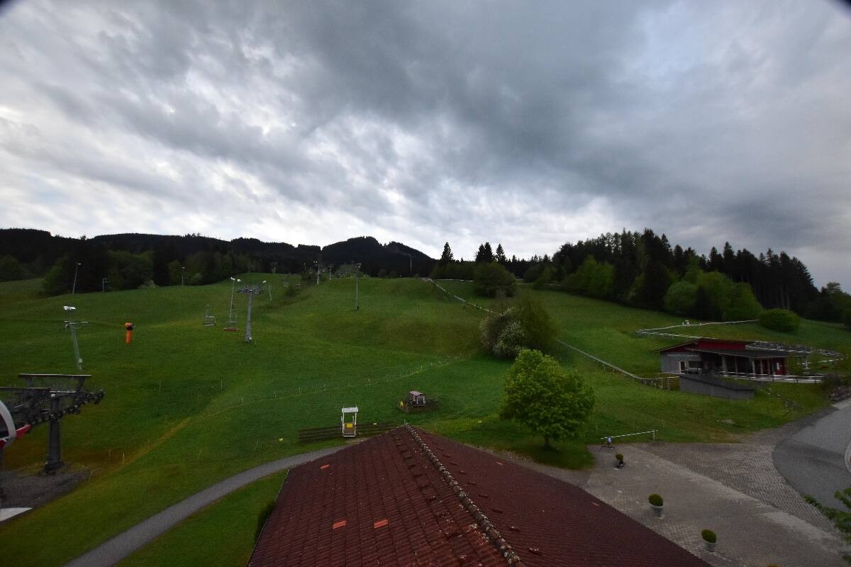 Archived image Webcam Nesselwang - Alpspitzbahn Base Station