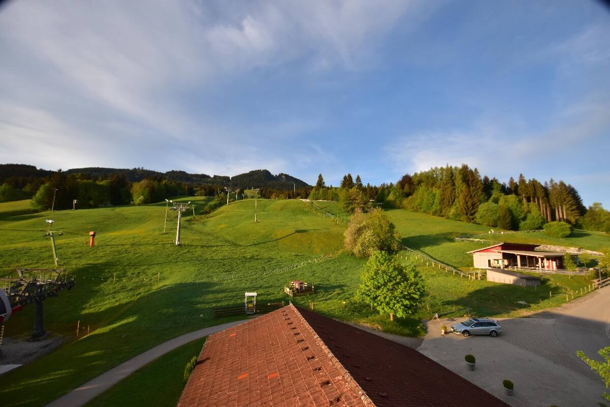 Archiv Foto Webcam Nesselwang - Talstation Alpspitzbahn