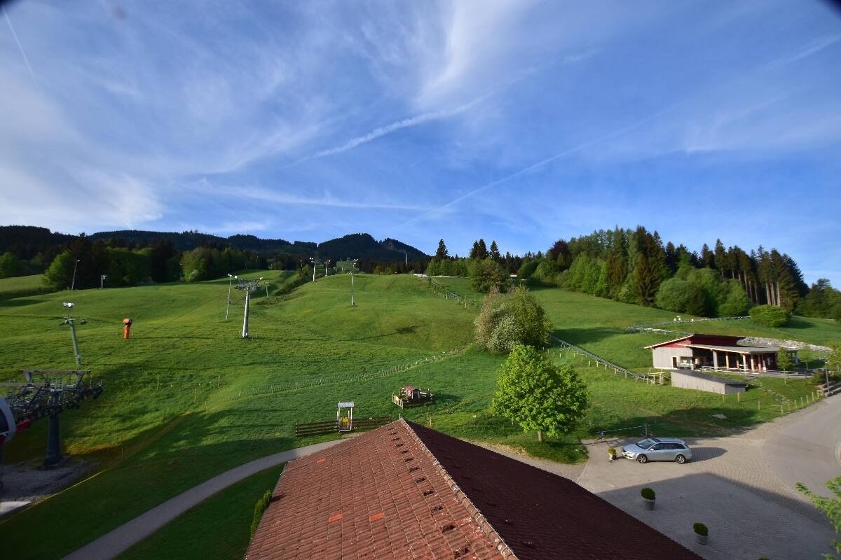 Archiv Foto Webcam Nesselwang - Talstation Alpspitzbahn