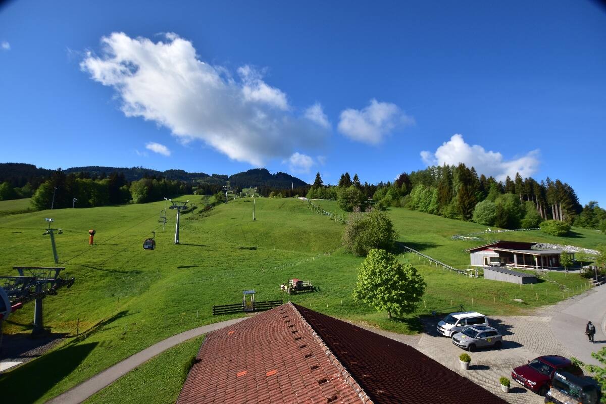 Archiv Foto Webcam Nesselwang - Talstation Alpspitzbahn