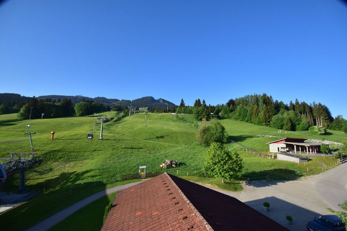 Archiv Foto Webcam Nesselwang - Talstation Alpspitzbahn