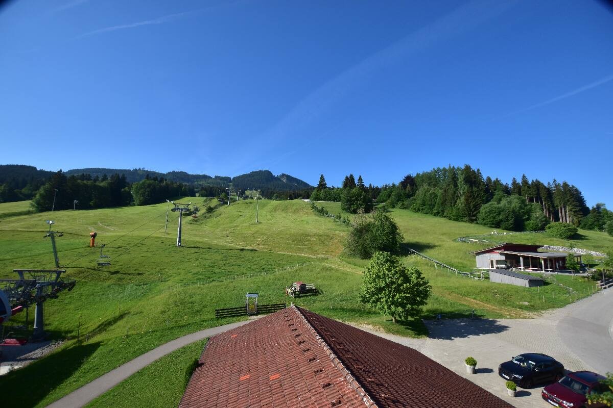 Archiv Foto Webcam Nesselwang - Talstation Alpspitzbahn