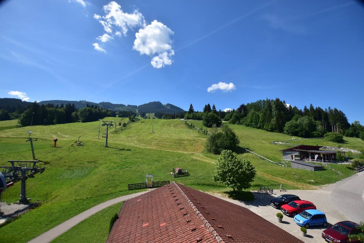 Archiv Foto Webcam Nesselwang - Talstation Alpspitzbahn