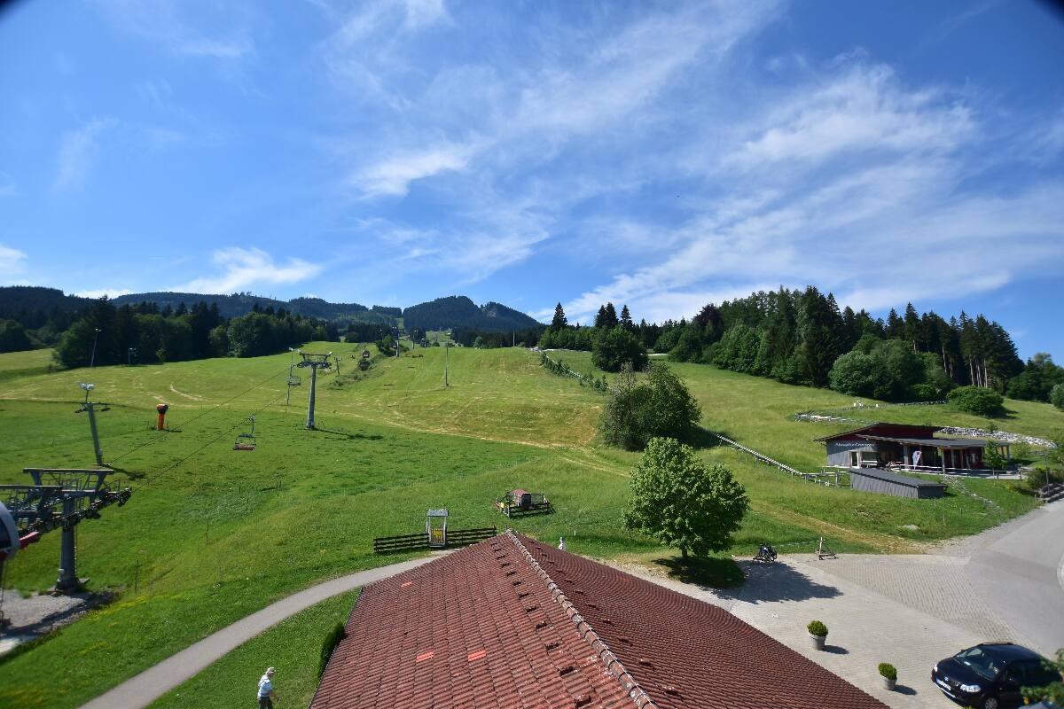 Archiv Foto Webcam Nesselwang - Talstation Alpspitzbahn