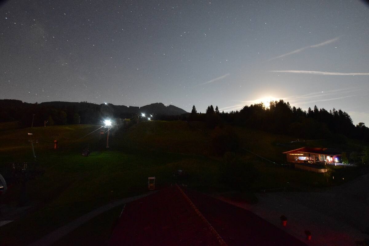 Archived image Webcam Nesselwang - Alpspitzbahn Base Station