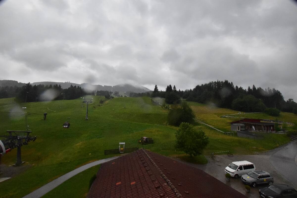 Archived image Webcam Nesselwang - Alpspitzbahn Base Station