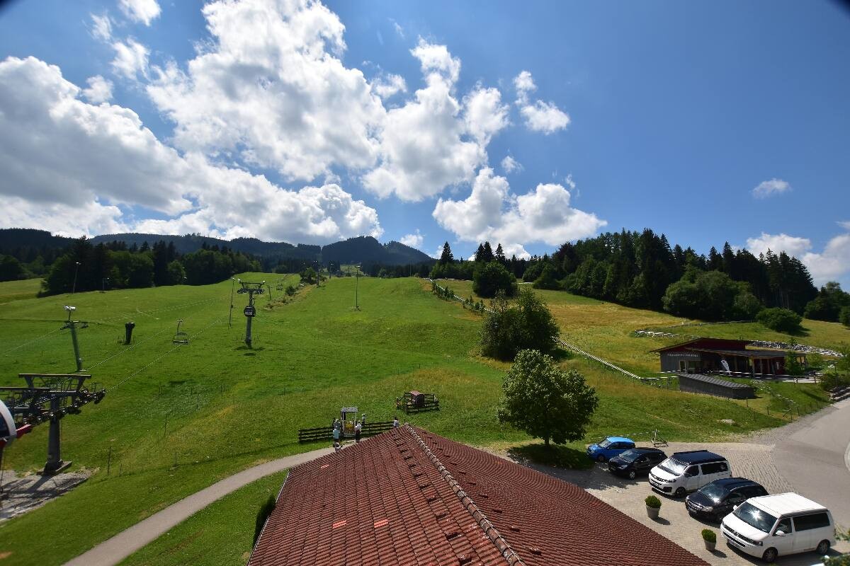 Archiv Foto Webcam Nesselwang - Talstation Alpspitzbahn