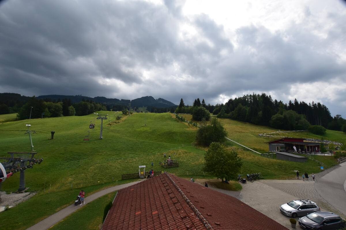 Archived image Webcam Nesselwang - Alpspitzbahn Base Station
