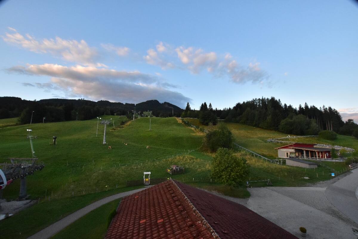 Archived image Webcam Nesselwang - Alpspitzbahn Base Station