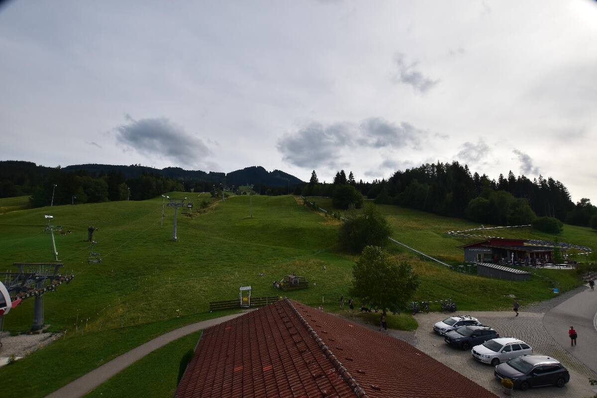 Archived image Webcam Nesselwang - Alpspitzbahn Base Station