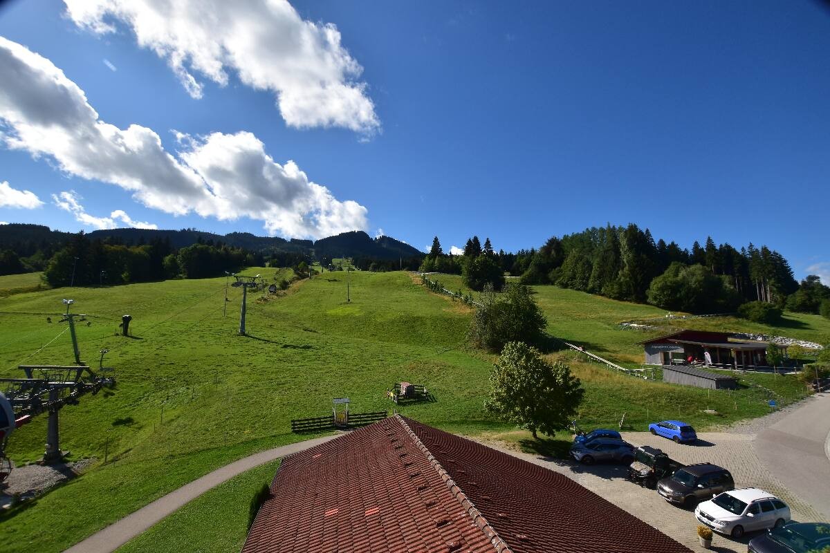 Archiv Foto Webcam Nesselwang - Talstation Alpspitzbahn